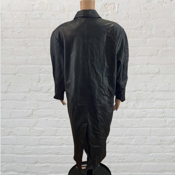 VINTAGE INTERNATIONAL LEATHER COLLECTION -- Leather Trenchcoat, Double-Breasted - Picture 3 of 16